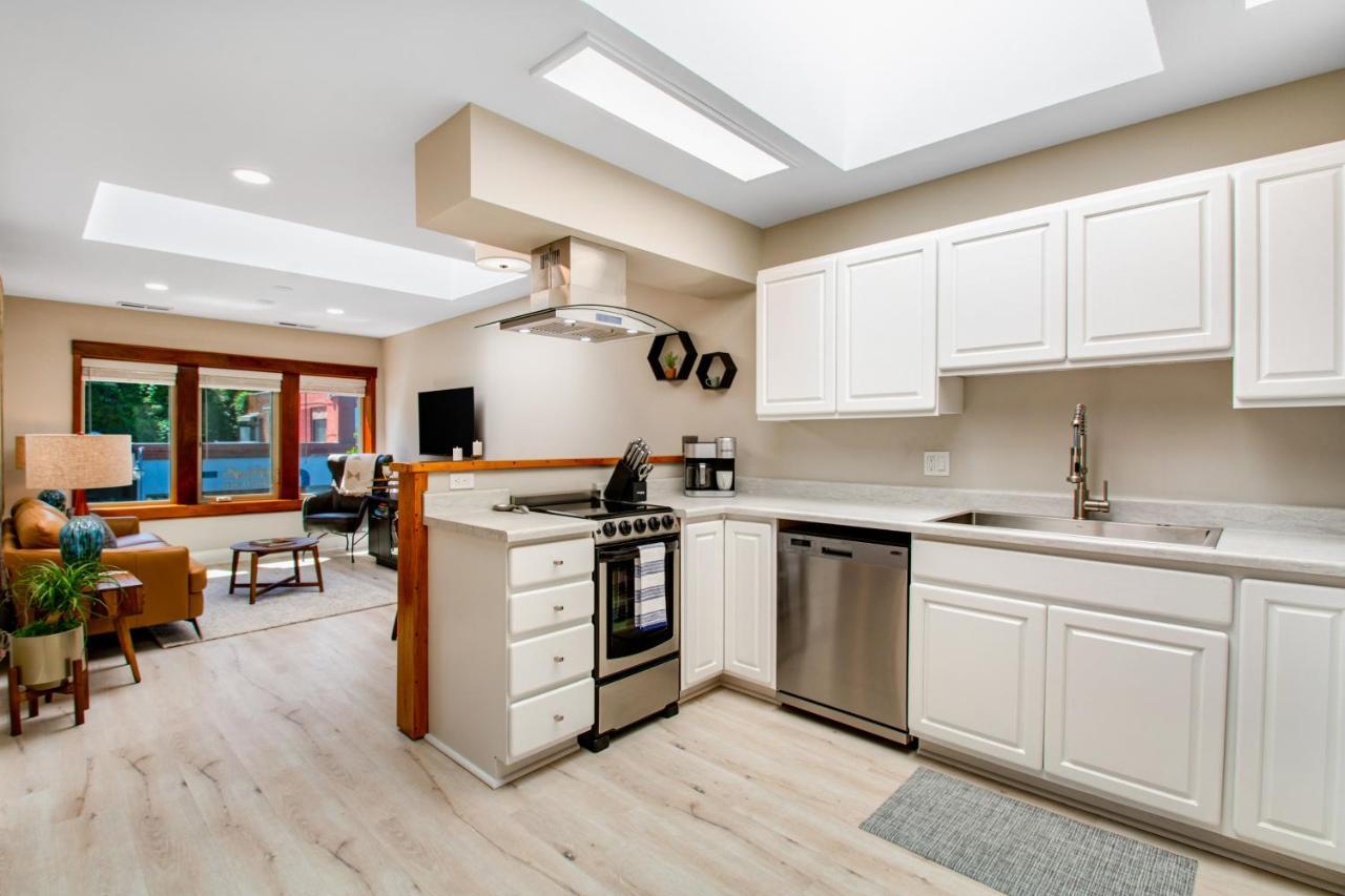 Port Angeles City View Loft エクステリア 写真